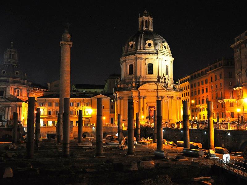 Rome by Night Grand VIP Tour 5 Hours